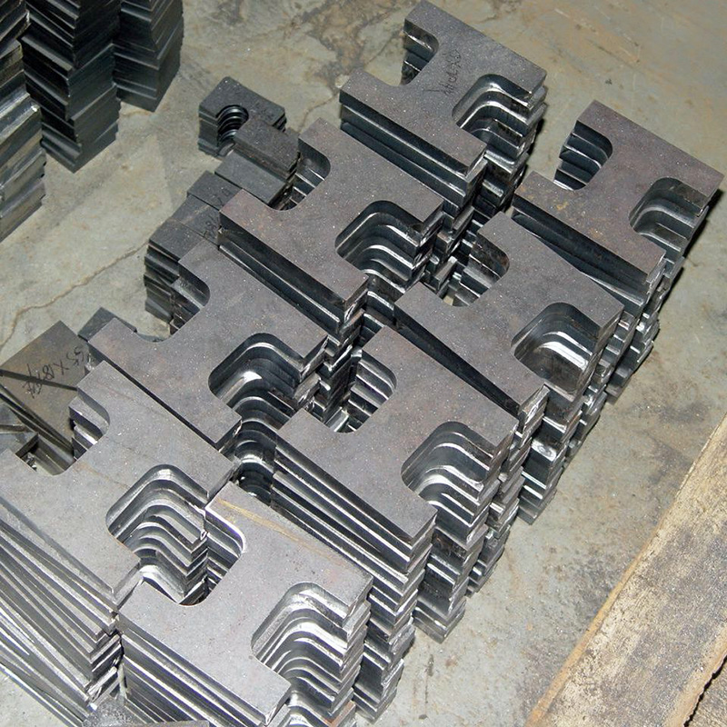 �����и�